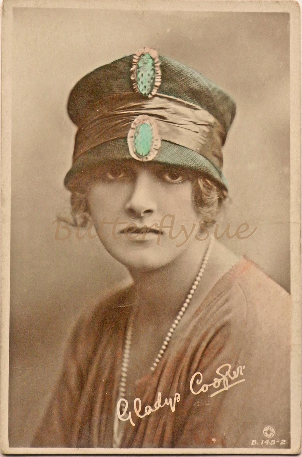 Rppc Gladys Cooper In A Sinamay Toque Hat - Handtinted Unposted